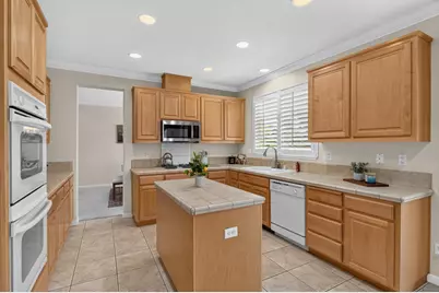 9701 Nature Trail Way, Elk Grove, CA 95757 - Photo 29
