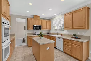 9701 Nature Trail Way, Elk Grove, CA 95757 - Photo 29