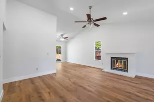 7400 Martignetti Ct, Sacramento, CA 95842 - Photo 9