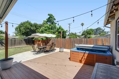 5660 Velma Way, Sacramento, CA 95824 - Photo 45