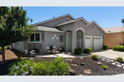 1009 Fairmont Court, Modesto, CA 95354 - Photo 5