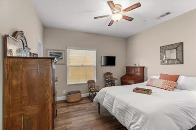 1009 Fairmont Court, Modesto, CA 95354 - Photo 25