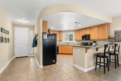 1009 Fairmont Court, Modesto, CA 95354 - Photo 9
