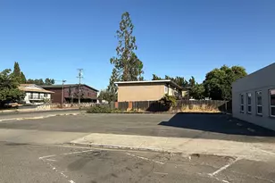 409 Center St, Yuba City, CA 95991 - Photo 7