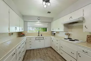 7613 E Harney Ln, Lodi, CA 95240 - Photo 45
