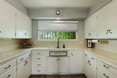 7613 E Harney Lane, Lodi, CA 95240 - Photo 47