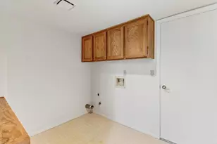 8436 Cutler Way, Sacramento, CA 95828 - Photo 39