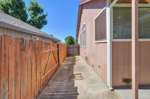 8436 Cutler Way, Sacramento, CA 95828 - Photo 59