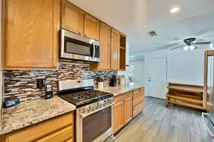 7700 Ziebell Ct, Citrus Heights, CA 95610 - Photo 11