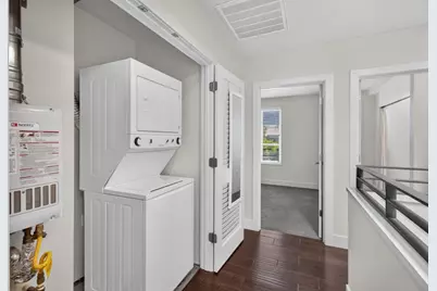 2745 35th Street, Sacramento, CA 95817 - Photo 31