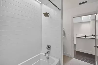 2745 35th Street, Sacramento, CA 95817 - Photo 21