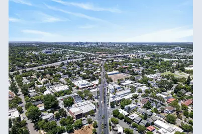 2745 35th Street, Sacramento, CA 95817 - Photo 45