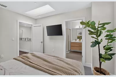 2745 35th Street, Sacramento, CA 95817 - Photo 23