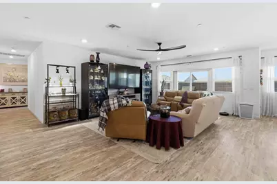 1188 Bordeaux Court, Plumas Lake, CA 95961 - Photo 11