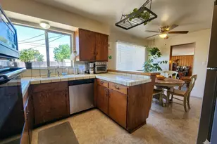 5011 North Pkwy, Sacramento, CA 95823 - Photo 9