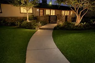 205 Robin Hood Dr, Modesto, CA 95350 - Photo 9