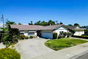 206 Benson Dr, Lodi, CA 95242 - Photo 1