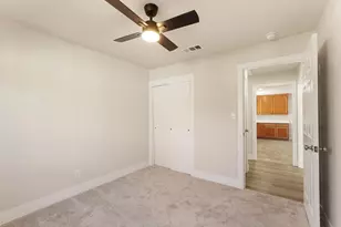 2555 W Sonoma Ave, Stockton, CA 95204 - Photo 23