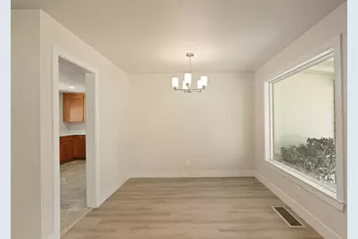 2555 W Sonoma Avenue, Stockton, CA 95204 - Photo 11