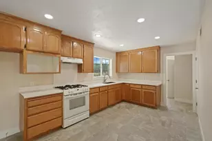 2555 W Sonoma Ave, Stockton, CA 95204 - Photo 15