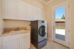 9097 Sunset Ave, Fair Oaks, CA 95628 - Photo 37