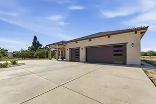 3709 Blue Gum Ave, Modesto, CA 95358 - Photo 5