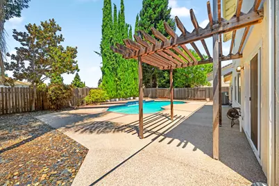 8612 Mystras Circle, Elk Grove, CA 95624 - Photo 41