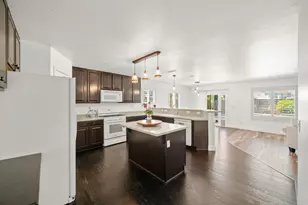 8612 Mystras Cir, Elk Grove, CA 95624 - Photo 23