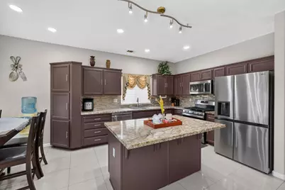625 SE Helen Drive, Turlock, CA 95382 - Photo 13