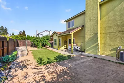 625 SE Helen Drive, Turlock, CA 95382 - Photo 31