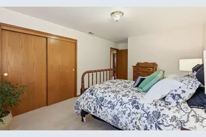 7711 River Landing Dr, Sacramento, CA 95831 - Photo 25