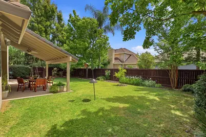 7711 River Landing Dr, Sacramento, CA 95831 - Photo 39