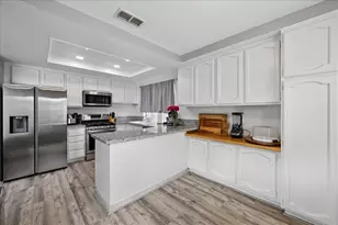 1221 Rudger Way, Sacramento, CA 95833 - Photo 21