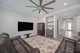 17203 Rosamond St, Lathrop, CA 95330 - Photo 25