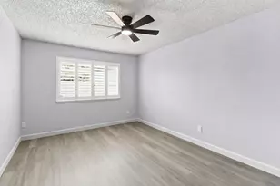7407 Sunborough Ln, Sacramento, CA 95828 - Photo 37