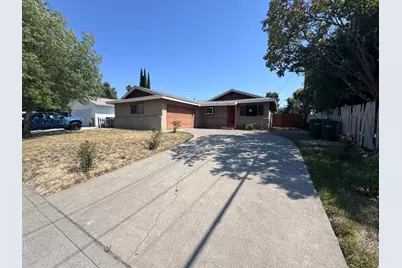 842 W Los Felis Avenue, Stockton, CA 95210 - Photo 1