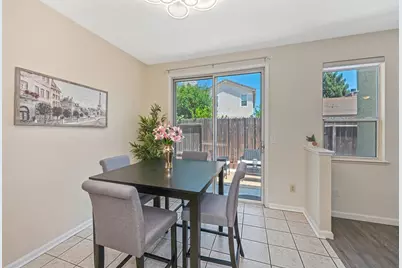 5621 Elk Spring Way, Elk Grove, CA 95758 - Photo 13