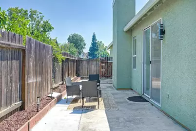 5621 Elk Spring Way, Elk Grove, CA 95758 - Photo 31