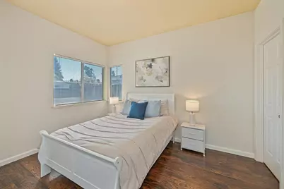 5621 Elk Spring Way, Elk Grove, CA 95758 - Photo 19
