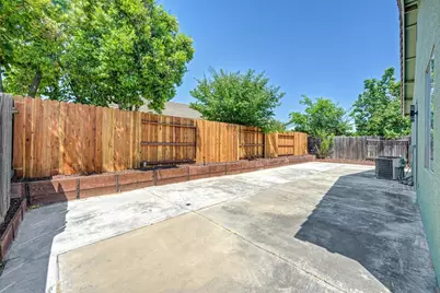 5621 Elk Spring Way, Elk Grove, CA 95758 - Photo 35