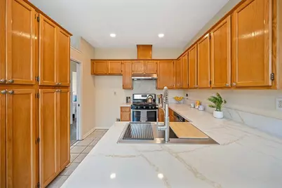 5621 Elk Spring Way, Elk Grove, CA 95758 - Photo 15