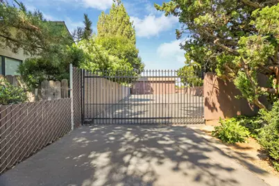 1077 Beyer Lane, Stockton, CA 95215 - Photo 47