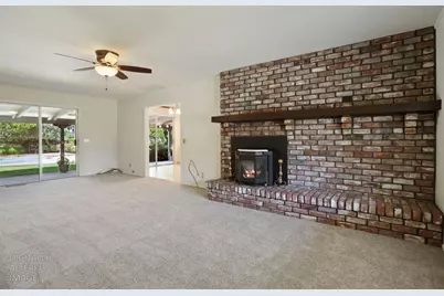 1077 Beyer Lane, Stockton, CA 95215 - Photo 15