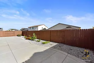 4040 Swing Way, Roseville, CA 95747 - Photo 25