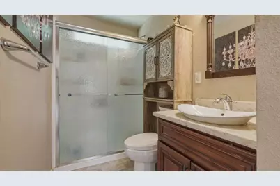 2075 Idaho Avenue, Stockton, CA 95204 - Photo 23