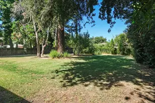 2075 Idaho Ave, Stockton, CA 95204 - Photo 29