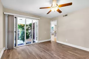 1160 Silver Lake Dr, Sacramento, CA 95831 - Photo 29