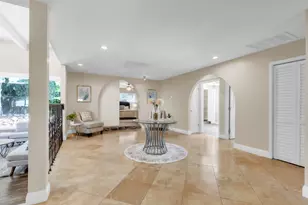 1160 Silver Lake Dr, Sacramento, CA 95831 - Photo 5