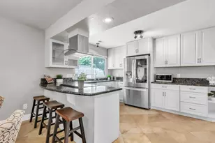 1160 Silver Lake Dr, Sacramento, CA 95831 - Photo 15