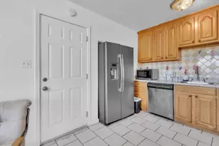 1948 Joan Way, Sacramento, CA 95815 - Photo 5